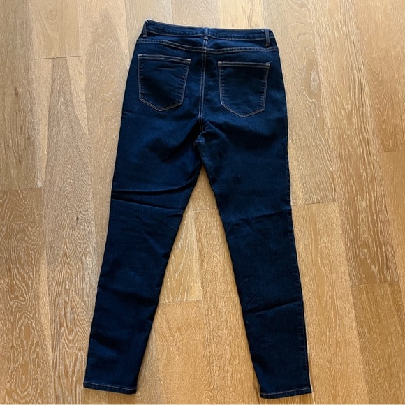 Gently worn forever 21 stretchy denim size 29 - Picture 3 of 6